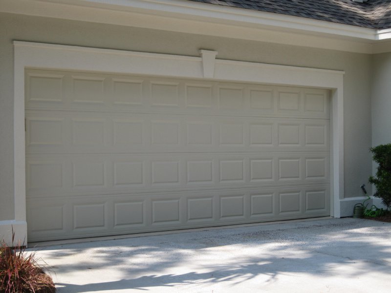 garage-door-repaint