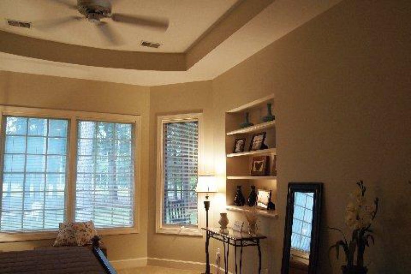 interior-ceilings-walls-trim-repaint
