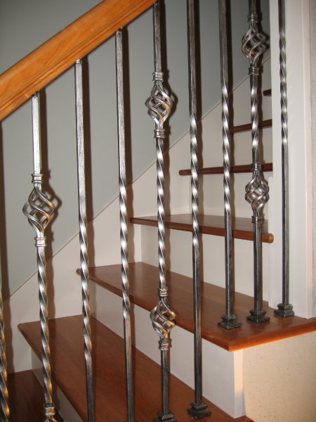 interior-iron-railing-faux-finished